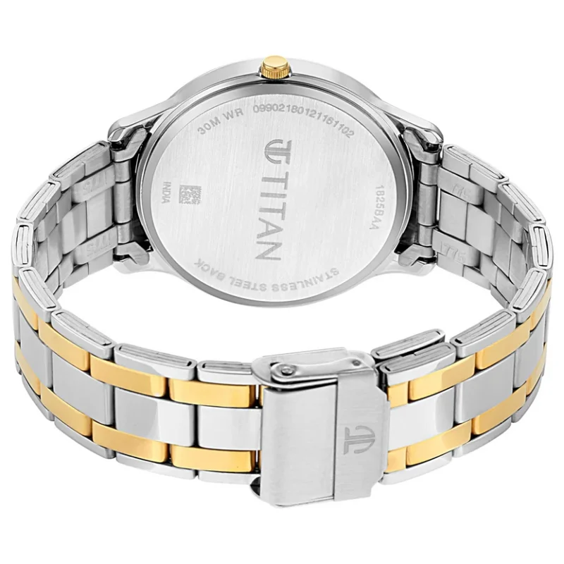 Water resistant watch with water droplets on the glass
